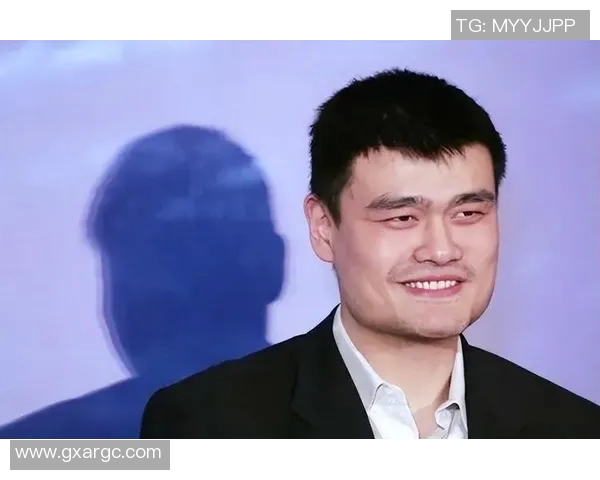 姚明球衣样式的演变与影响探讨及其在篮球文化中的重要性 姚明球衣样式的演变与影响探讨及其在篮球文化中的重要性