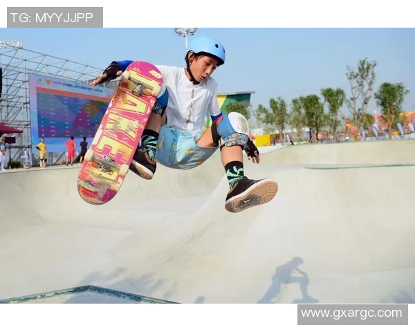 深圳极限运动队在滑板精英赛中以52分领先其他队伍展现强大实力