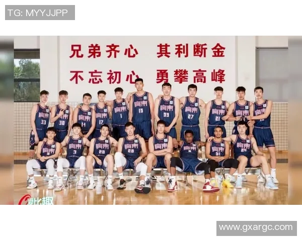 辽宁男篮大胜广东宏远,晋级总决赛 辽宁男篮大胜广东宏远,晋级总决赛