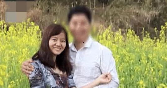 进城当天忠犬老公领回家