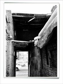 断瓦残垣负人心